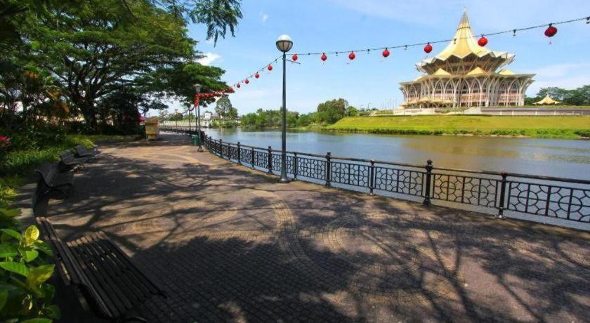 Kuok Pin Hotel Kuching Esterno foto