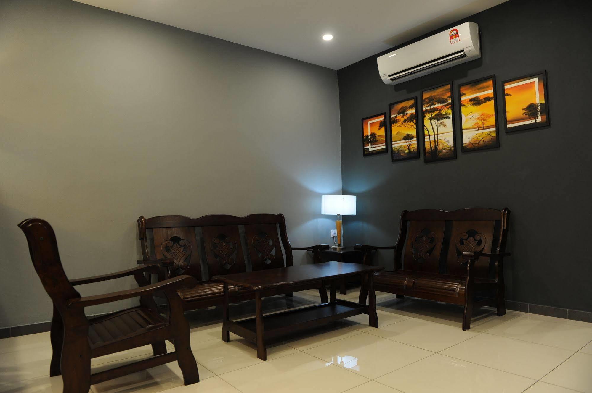 Kuok Pin Hotel Kuching Esterno foto