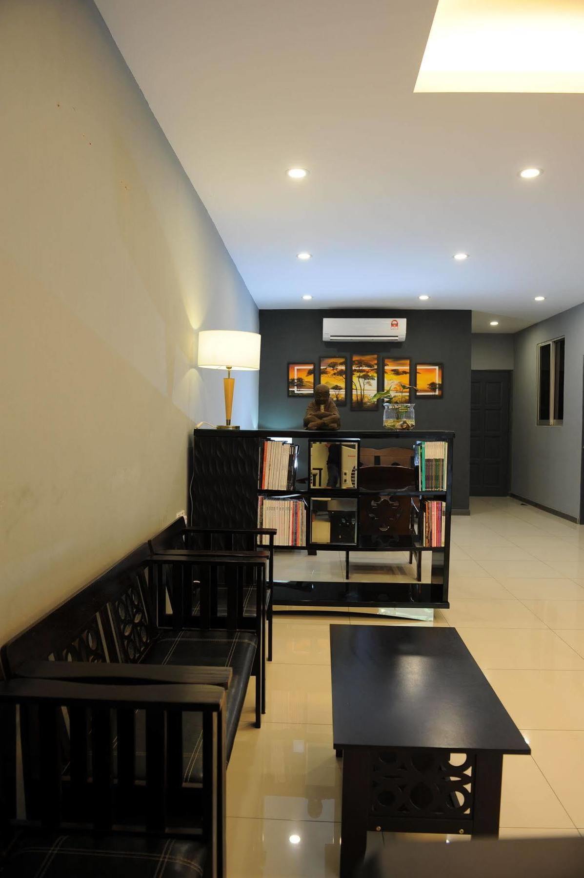 Kuok Pin Hotel Kuching Esterno foto